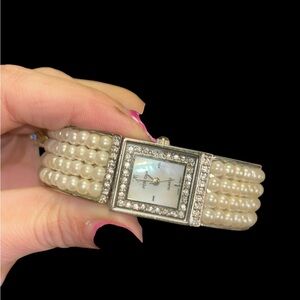 Vintage Perona Quartz Japan Movement Elegant Pearl and Silver Women's Watch